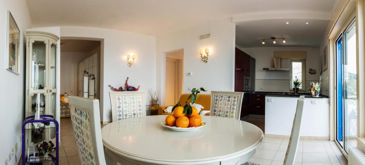 Casa Amapola Taormina Villa Buitenkant foto