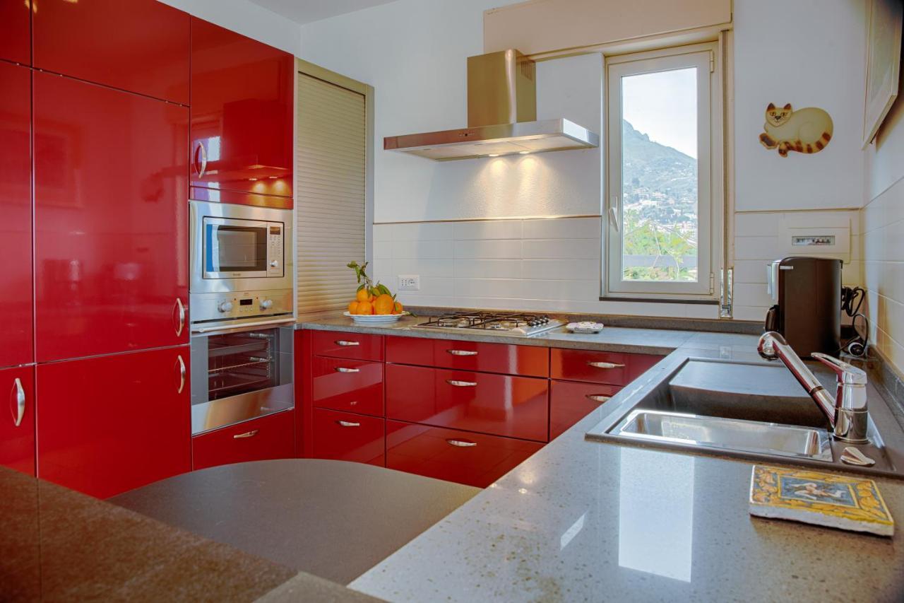 Casa Amapola Taormina Villa Buitenkant foto
